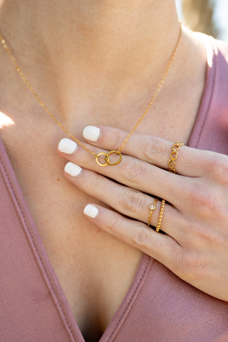 Interlocking Rings Necklace