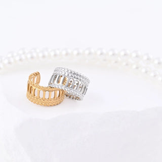 Cutout Ladder Ear Cuff- Studio