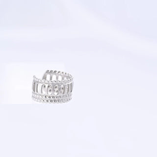 Cutout Ladder Ear Cuff- Studio