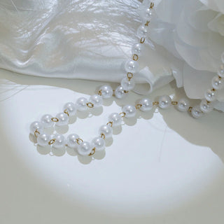 Glass Pearl Beaded Necklace- gold studio 