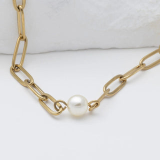 Dainty Pearl Paperclip Necklace- Studio
