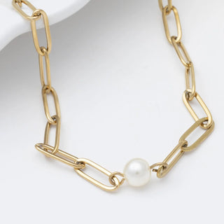 Dainty Pearl Paperclip Necklace- Studio
