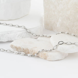Glass Pearl Chain Necklace- Studio