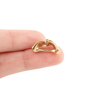 Heart Hands Charm - scale