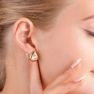 Clear Stone Tear Drop Stud Earrings - Model