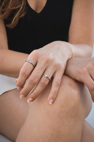 Stacking Cross Ring