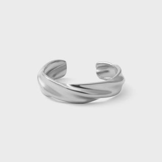Twist Open Adjustable Ring