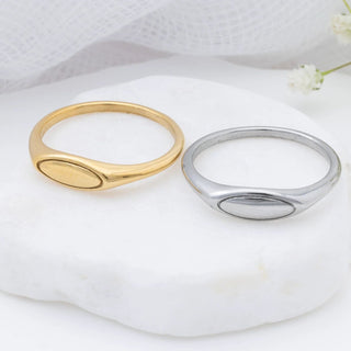 Dainty Oval Stack Ring- Studio