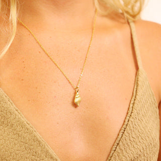 Conch Shell Charm Necklace